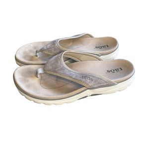Taos Aura Sandals Womens 11 Gray Thong Platform Flip Flop Comfort Slip On Shoes